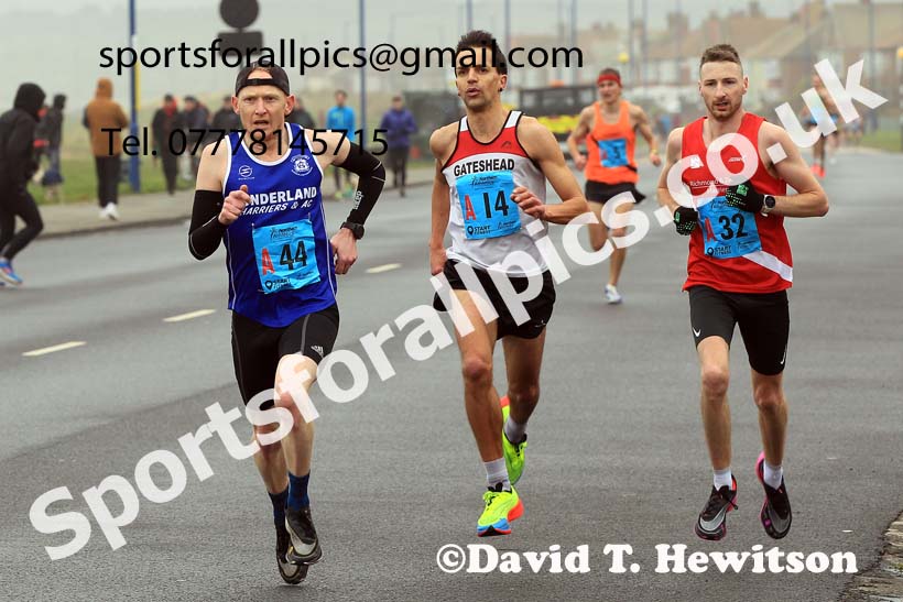 Senior mens 12 Stage 2023 Northern Mens 12 stage and Womens 6 Stage Relays and Young Athletes, Redcar. Photo: David T. Hewitson/Sports for All Pics